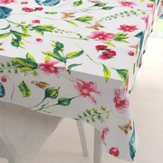 Biante Bavlnený obdĺžnikový obrus Sandra SA-383 Ružovočervené kvety s motýlikmi 50x100 cm