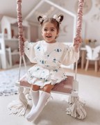 Drevená hojdačka  púdrovo ružová