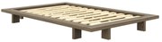 Hnedá jednolôžková posteľ z borovicového dreva s roštom 120x200 cm Japan – Karup Design