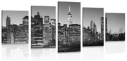 5-dielny obraz centrum New Yorku v čiernobielom prevedení