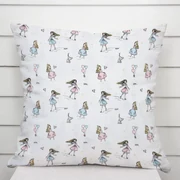 Biante Detská bavlnená obliečka na vankúš Sandra SA-261 Krasokorčuliarky na krémovom 30 x 50 cm
