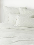 Ľanová obliečka na paplón's vypraným vzhľadom a's jemnými pruhmi Rinna