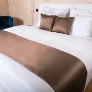 Biante Saténový prehoz/behúň na posteľ Satén LUX-L048 Bronzovo hnedý 50x140 cm