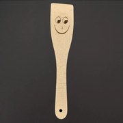 AMADEA Drevená obracačka s tvárou, masívne drevo, dĺžka 28 cm
