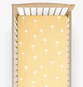 Goldea bavlnená napínacia plachta do detskej postieľky - palmy na žltej 60 x 120 cm