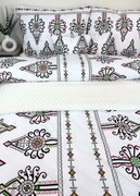 INTERMEDIC SK Obliečky Goraľ – bavlnené posteľné obliečky s folklórnym motívom