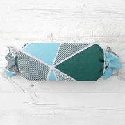 Biante Vankúš valec bonbon Sandra SA-334 Modro-zelené trojuholníky 15x40 cm