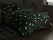 XPOSE® Mikroplyšové obliečky LABKY Exclusive (svietiaci efekt) - sivé
