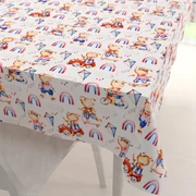 Biante Detský bavlnený obdĺžnikový obrus Sandra SA-521 Modro-červení psíkovia s autami na bielom 50x100 cm