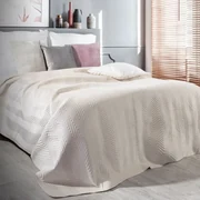 Dekorstudio Zamatový prehoz na posteľ SOFIA v krémovej farbe Rozmer prehozu (šírka x dĺžka): 170x210cm