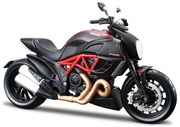 Maisto – Stavebnica – Motocykel Ducati Diavel Carbon, 1:12
