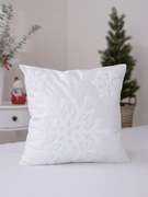 Vianočná obliečka na vankúš mikroplyš 40 × 40 cm - Vločky biele