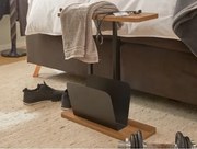 Odkladací stolík s priehradkou na noviny Alpha%