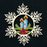 AMADEA Drevená ozdoba farebná vločka so sviečkami 9 cm