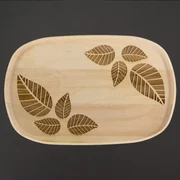 AMADEA Drevený servírovací podnos listy, masívne drevo, 31 cm