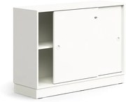 Skriňa s posuvnými dverami QBUS, 1 polica, so soklom, s madlom, 868x1200x400 mm, biela