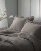 Posteľná obliečka s volánikom Warm Grey 200x220/2×70x80 cm – 100% bavlna, boho, nežehlivá, sivá