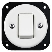 Elhard Okrúhly keramický vypínač so širokou kolískou č.7, biely KV1077W