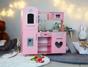 Drevená kuchynka pre dievčatá v ružovej farbe