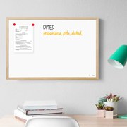 Toptabule.sk  Biela magnetická tabuľa v prírodnom drevenom ráme 120x90 cm