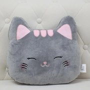 Vankúš Mačka 38x33 cm sivý
