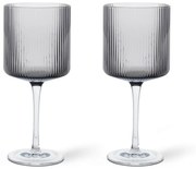 Ferm Living Pohár na červené víno Ripple Smoked Grey – set 2 ks