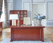 Klasický dyhovaný kancelársky stôl Massimo 170 cm