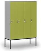 Drevená šatníková skrinka S4 s podnožou, 4 oddiely, 1871 x 1200 x 500 mm, demont, otočný zámok, sivá/zelená
