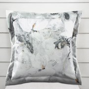 Biante Zamatová obliečka na vankúš s lemom Tamara TMR-006 Designové kvety na sivom 30 x 50 cm