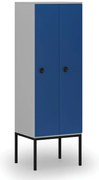 Drevená šatníková skrinka S4 s podnožou, 2 oddiely, 1871 x 600 x 500 mm, demont, kódový zámok, sivá / modrá