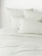 Ľanová obliečka na paplón's vypraným vzhľadom a's jemnými pruhmi Rinna