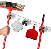 Držiak na metly, zmetáky, metly a mopy, s háčikmi na zavesenie TRIPLE, biely kov