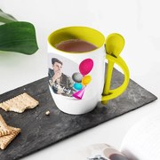 Sablio Barevný Hrnček s lžičkou: 300 ml