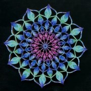 AMADEA Drevená dekorácia mandala farebná 9 cm