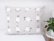 Bavlnená obliečka na vankúš Renforcé 70 × 90 cm – Ovečky Morning Yoga
