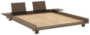 Hnedá dvojlôžková posteľ z borovicového dreva s roštom 160x200 cm Social – Karup Design