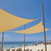 Tieniaca plachta štvorcová 3,6 x 3,6 m béžová