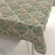Biante Zamatový obdĺžnikový obrus Tamara TMR-049 Hnedo-zelený zámocký vzor na svetlo hnedom 50x100 cm