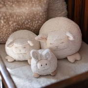 Plyšová hračka spiace sovička s dlhými chĺpkami - 25cm