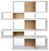 Biela knižnica s detailmi v dekore dubového dreva TemaHome London