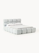 Buklé čalúnená posteľ Tayla