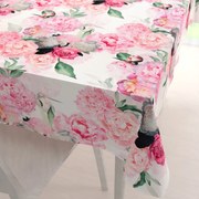 Biante Zamatový obdĺžnikový obrus Tamara TMR-037 Ružové pivonky na bielom 50x100 cm