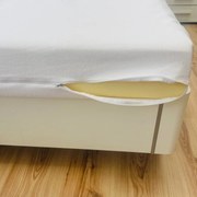 Chránič na matrac so zipsom TiaHome - 90x200cm
