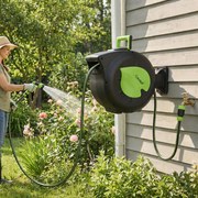 Automatický navijak záhradnej hadice – nástenný navijak s hadicou 30 m