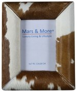 Stojace fotorámček z bielo-hnedej kravskej kože Gonfler - 13 * 18cm