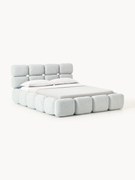 Buklé čalúnená posteľ s úložným priestorom Tayla