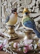 Dekorácia socha vtáčik s čiapkou na podstavci - 8*13*17 cm