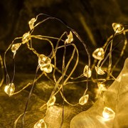 DECOLED Svetelná reťaz LED na batérie, so srdiečkami, teplá biela, 20 LED, 2,3 m