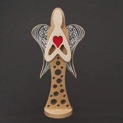 AMADEA Drevený anjel na podstavci s bielymi krídlami a červeným srdcom, masívne drevo, 93x46 cm, český výrobok