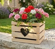 AMADEA Drevený obal so srdiečkom s kvetináčom, 27x27x20 cm Český výrobok